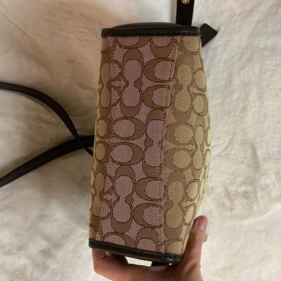 Coach Small Duflette in Signature Jacquard Li/Khaki/Brown Brand New with Tags - Picture 14 of 16